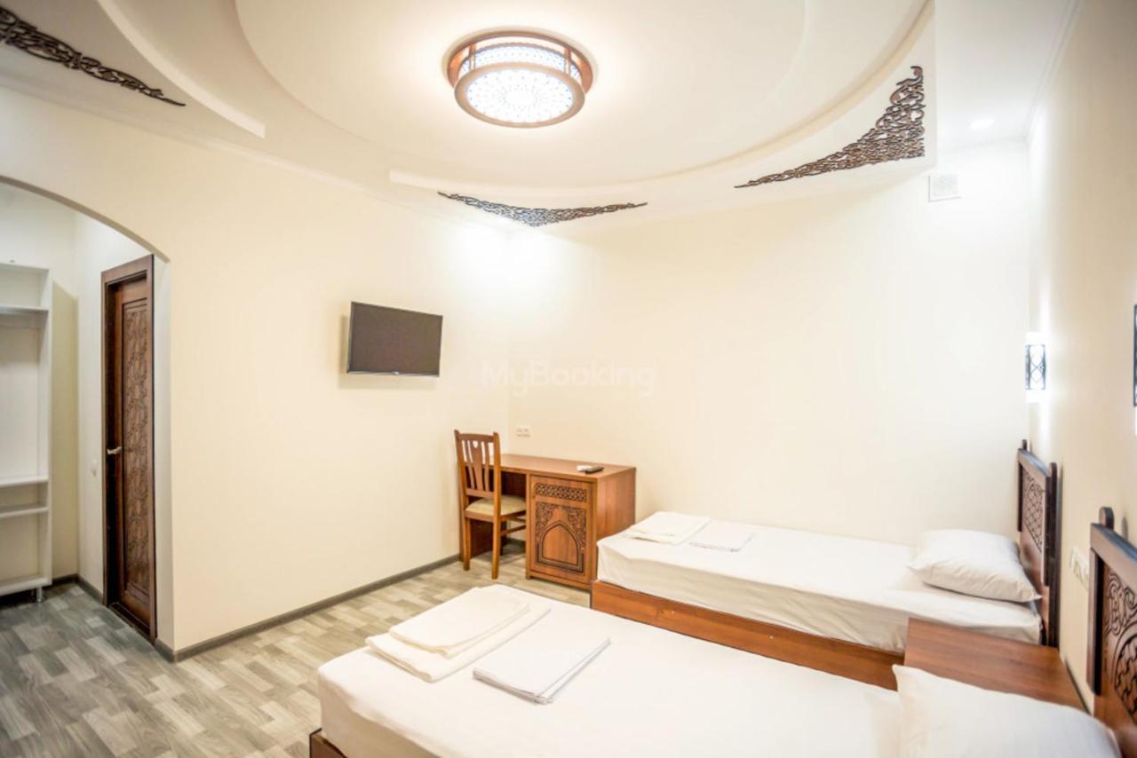 Ayub Boutique Hotel Bukhara Bagian luar foto